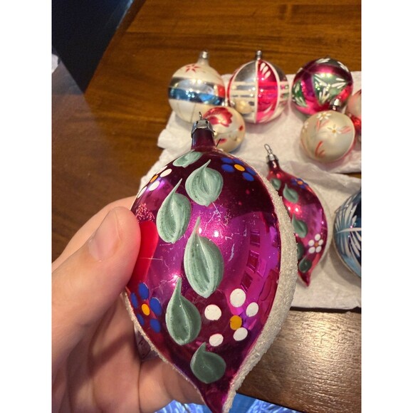 9 Vtg Mid Century Christmas Ornaments Hand Painted Mica Stripes Teardrop Ball Lo - Picture 7 of 16